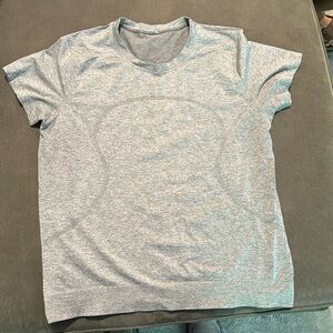 Women Lulu shirt